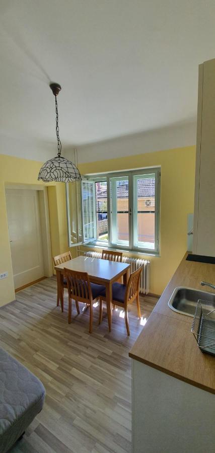 Aparthouse Macek Appartement Ljubljana Buitenkant foto